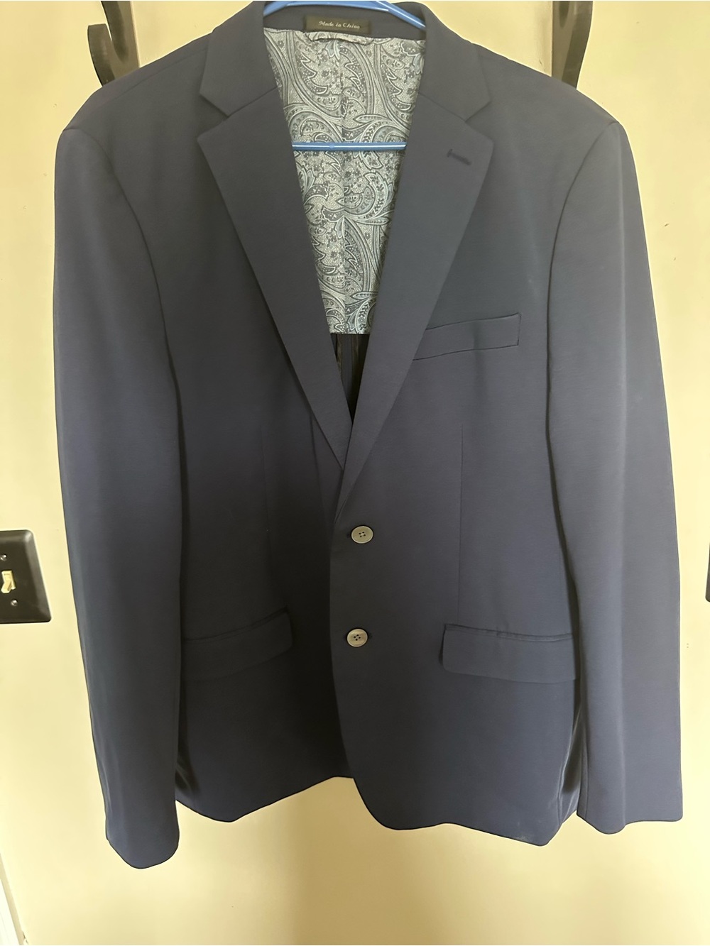 Ralph Lauren Navy Two-Button Sport Coat with Paisley Lining ~ 43R